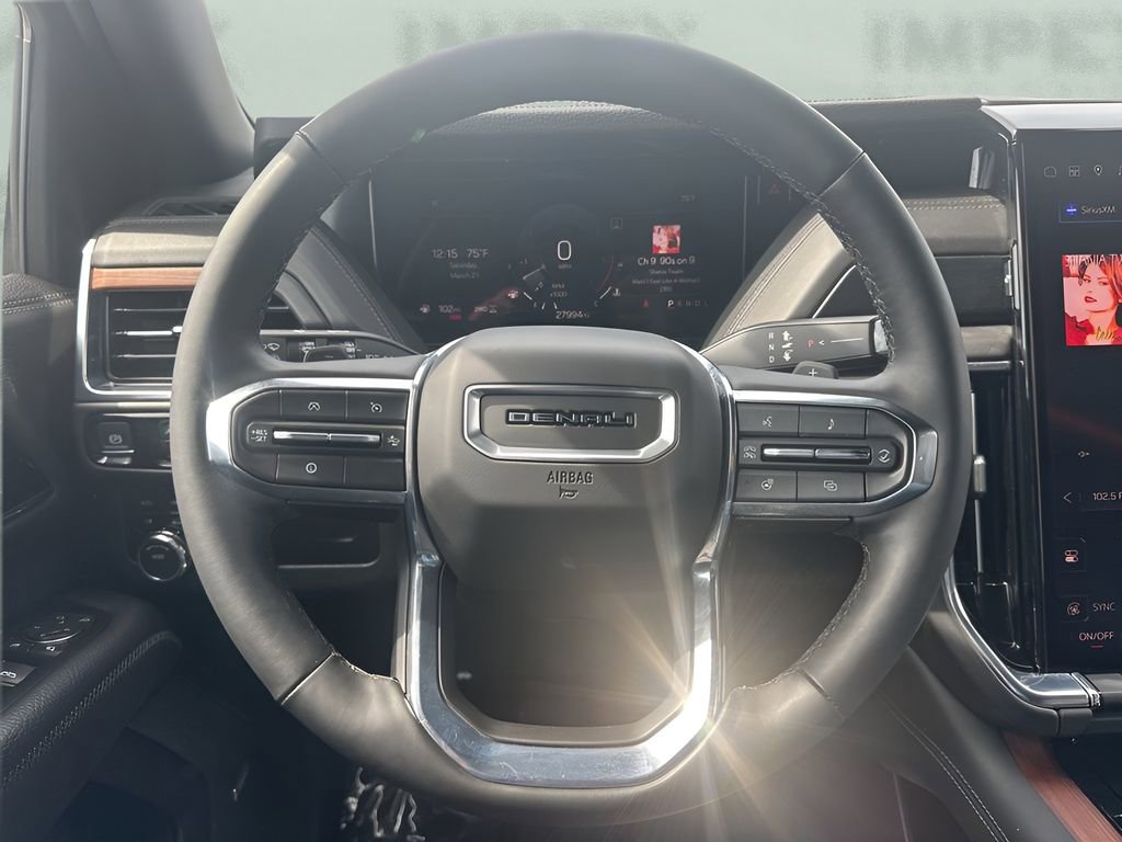 Used 2025 GMC Yukon Denali image 15