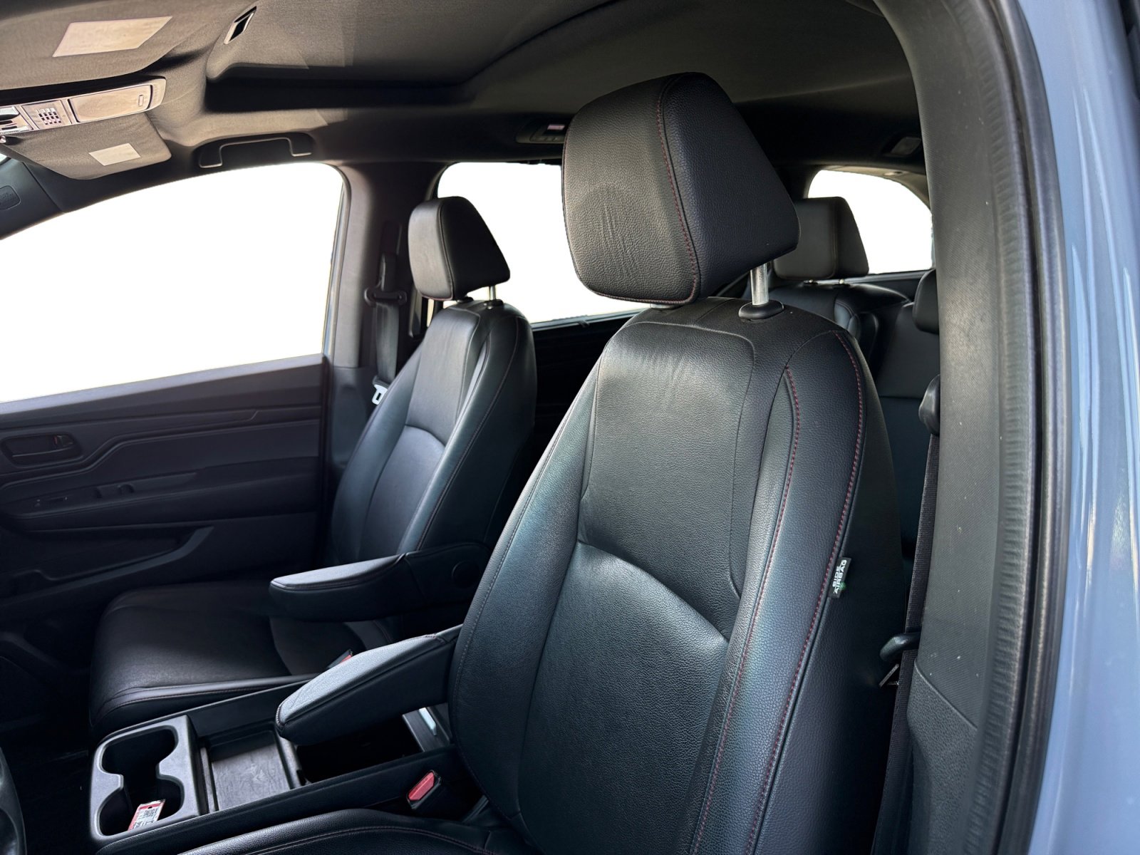 Used 2023 Honda Odyssey Sport image 10