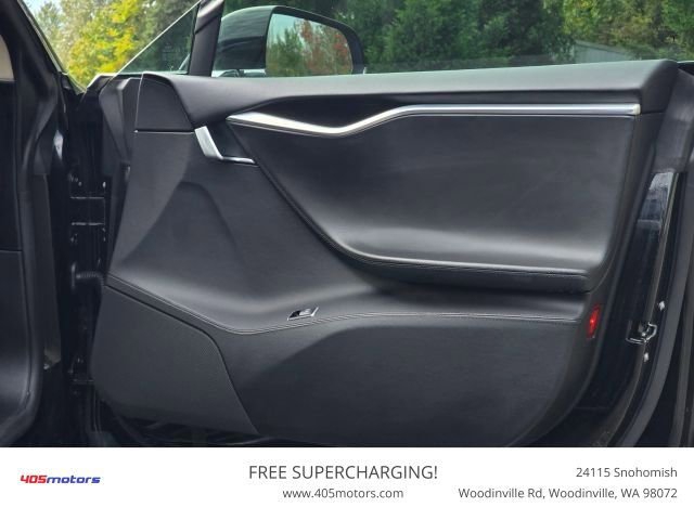 Used 2013 Tesla Model S Performance image 28