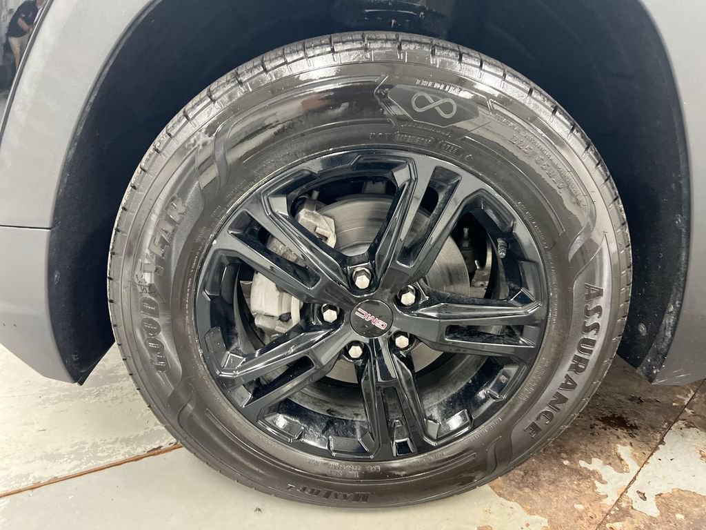 Used 2023 GMC Terrain AT4 AWD/4WD image 26