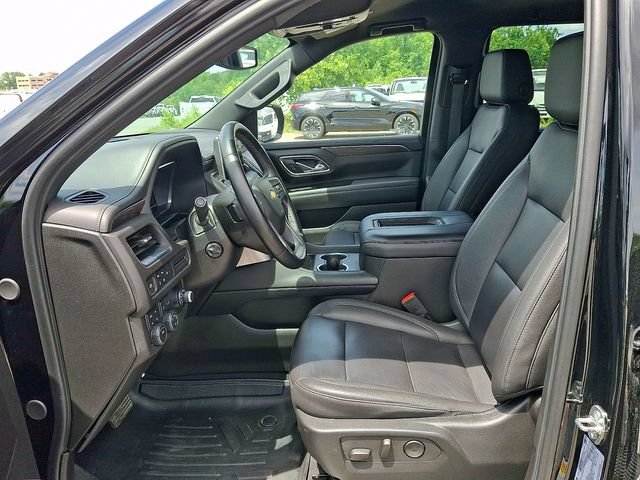 Used 2023 Chevrolet Tahoe LT w/ Luxury Package AWD/4WD image 10