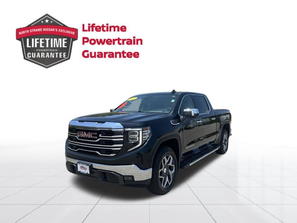 Used 2022 GMC Sierra 1500 SLT AWD/4WD image 3