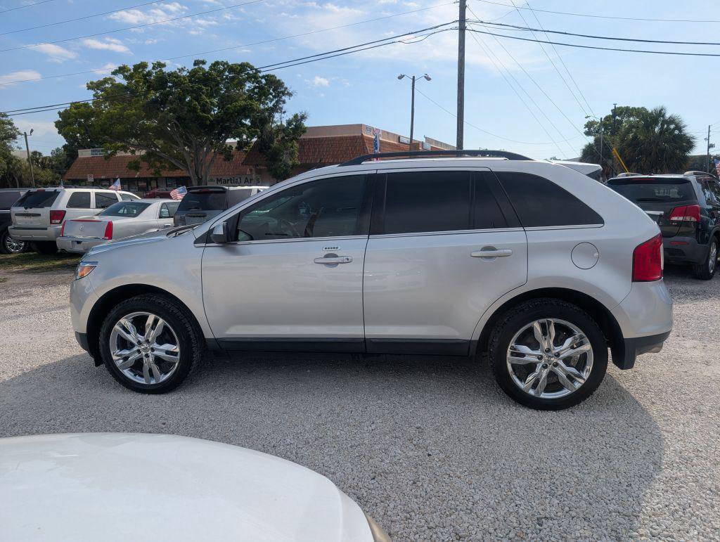 Used 2014 Ford Edge Limited w/ Driver Entry Package FWD image 4