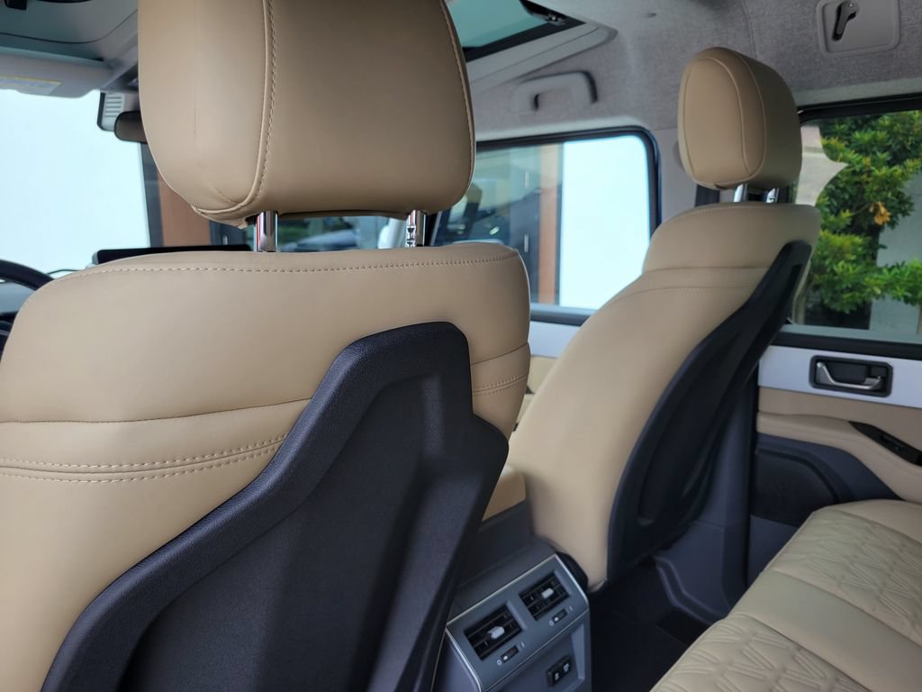 New 2025 INEOS Grenadier Quartermaster AWD/4WD image 13