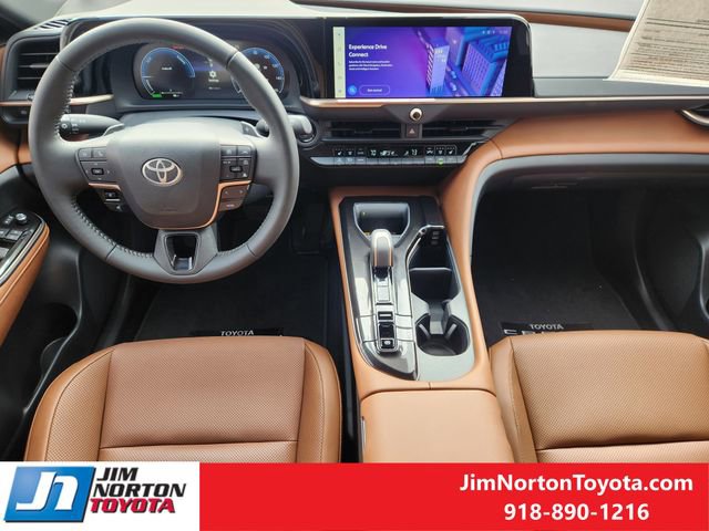 Used 2026 Toyota Crown Signia image 29