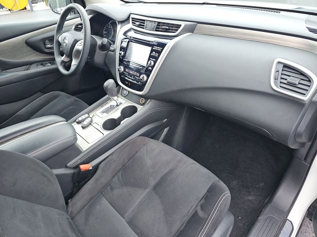 Used 2017 Nissan Murano S image 18