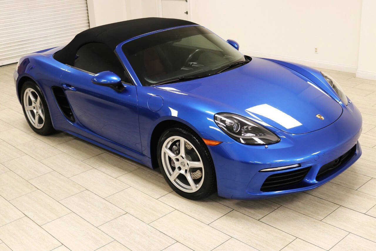 Used 2018 Porsche 718 Boxster RWD image 96