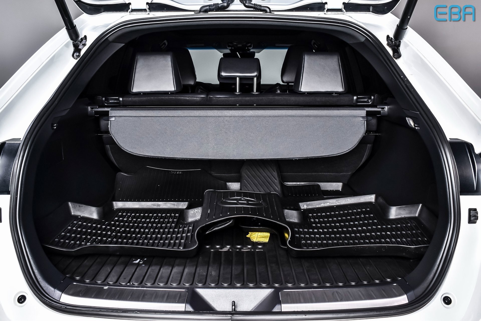 Used 2024 Toyota Venza Nightshade image 14