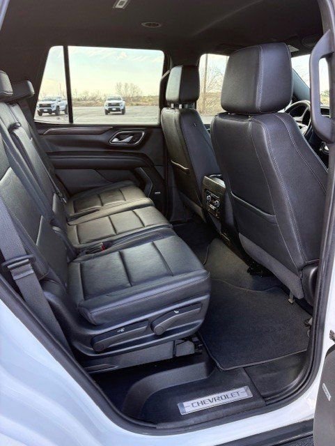 Used 2022 Chevrolet Tahoe Z71 w/ Luxury Package image 17