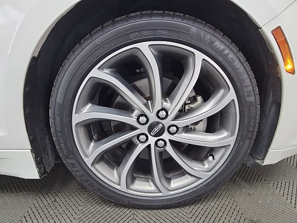 Used 2019 Lincoln MKZ Reserve w/ Reserve Plus Package image 46