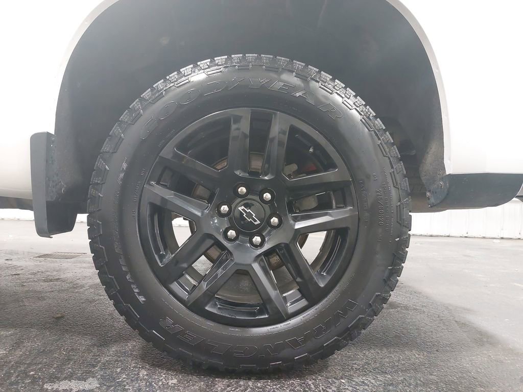 Used 2024 Chevrolet Silverado 1500 RST w/ Z71 Off-Road Package image 32