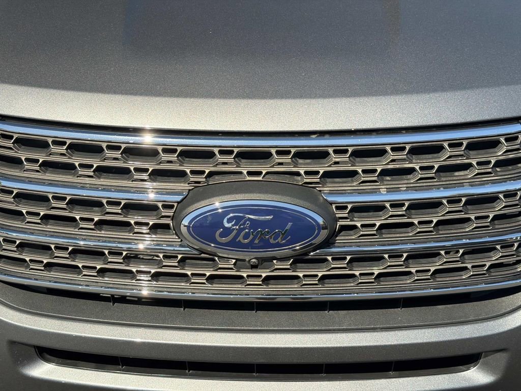 Used 2023 Ford Explorer King Ranch w/ Class IV Trailer Tow Package image 26