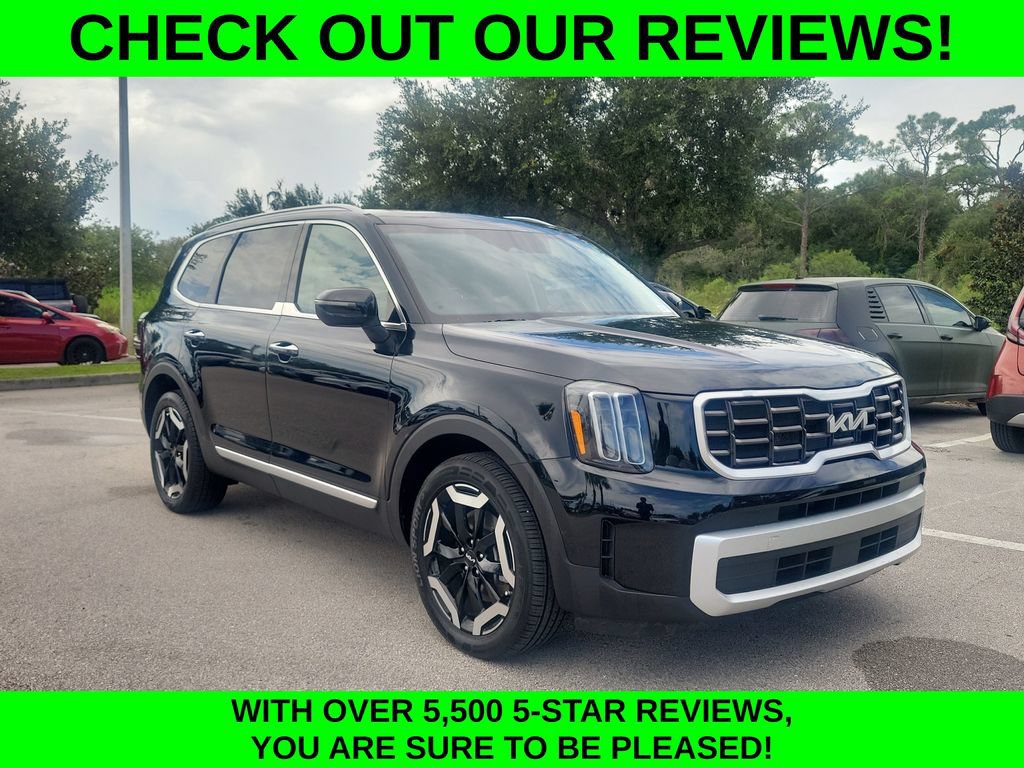 Used 2025 Kia Telluride S AWD/4WD image 3