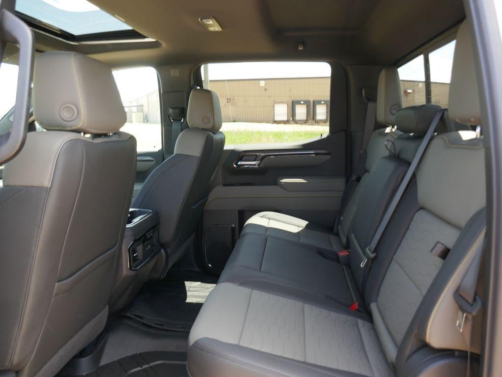 New 2026 Chevrolet Silverado 1500 ZR2 w/ Dark Appearance Package AWD/4WD image 17