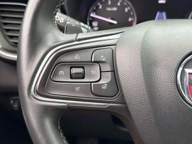 Used 2023 Buick Envision Essence image 26
