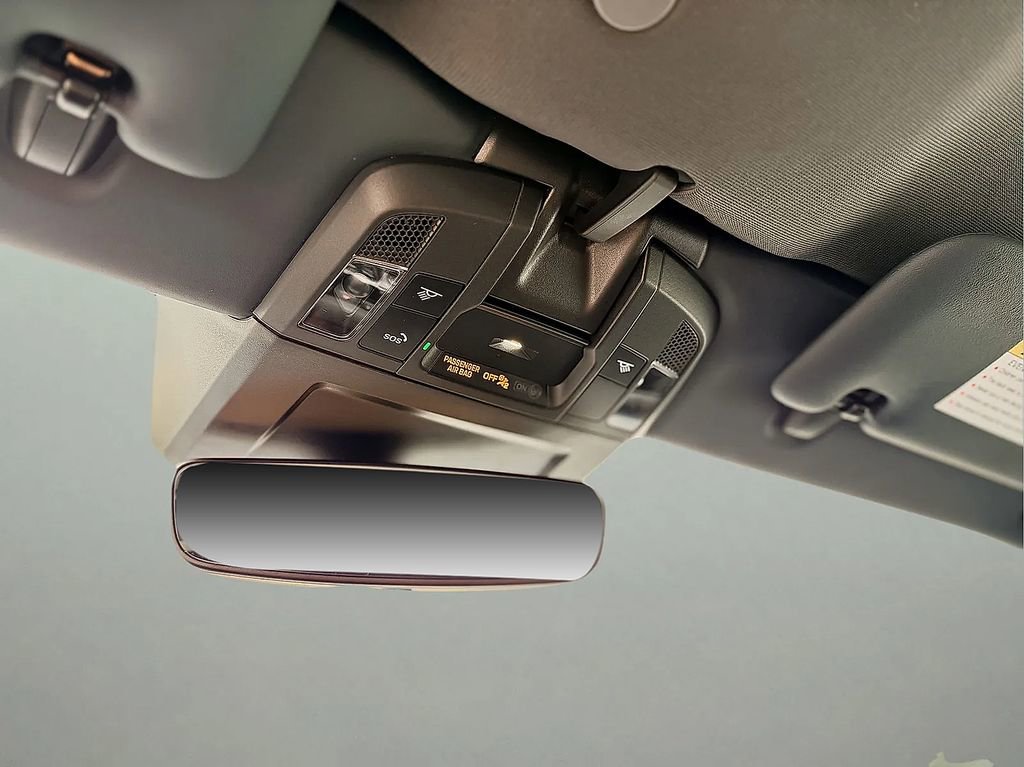 Used 2024 Porsche 911 Targa 4 w/ Premium Package image 31