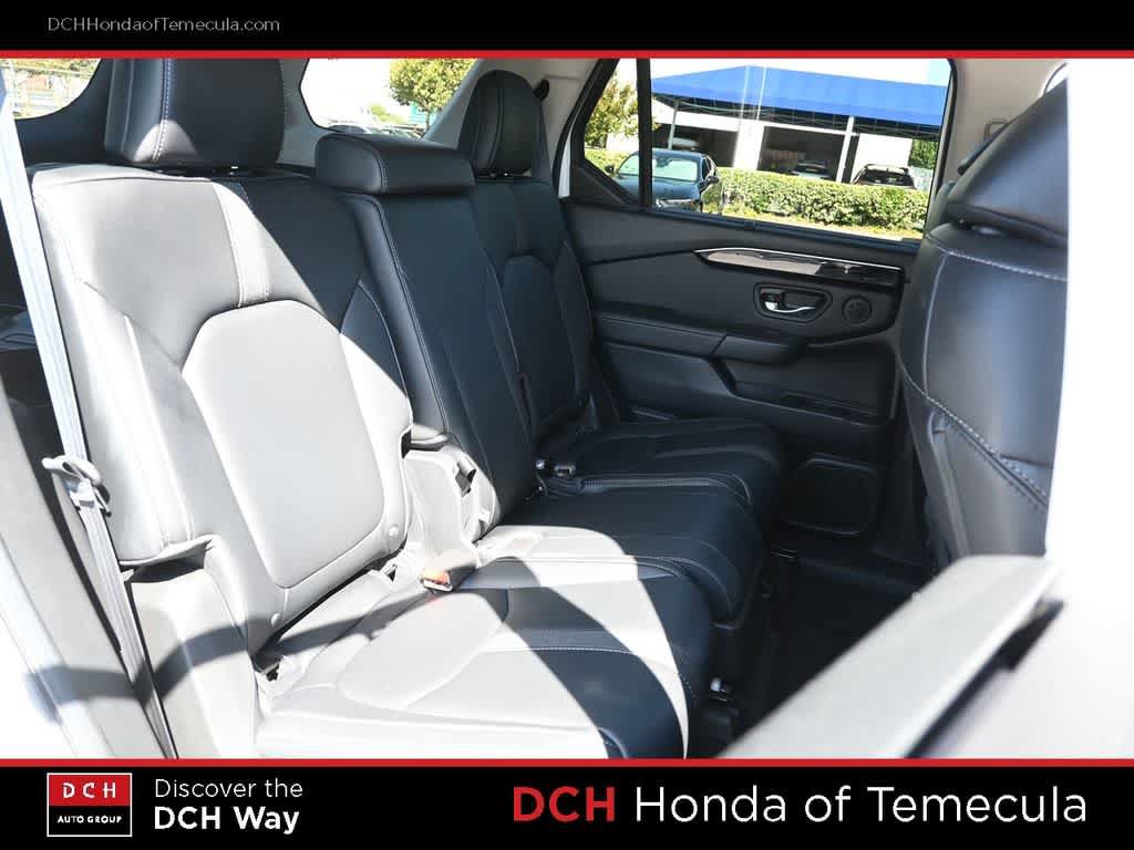 Certified 2024 Honda Pilot Touring image 18