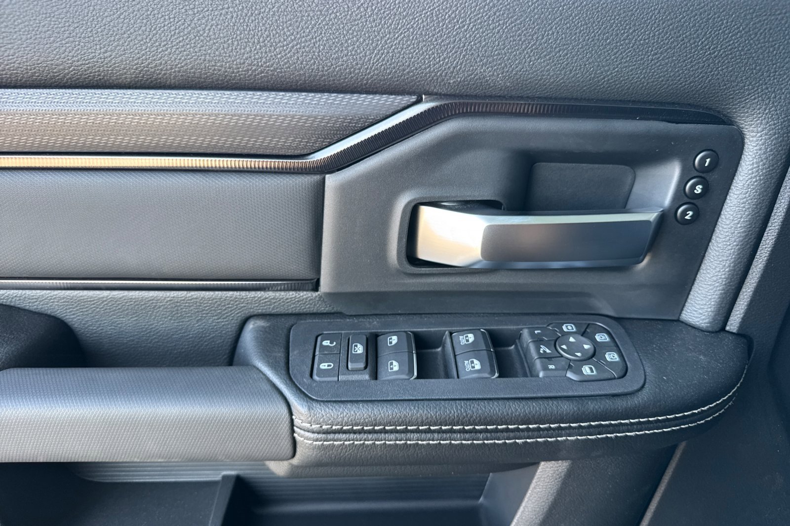 New 2026 RAM 2500 Rebel AWD/4WD image 10