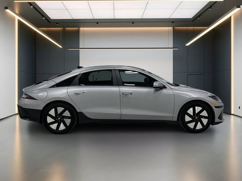 Certified 2023 Hyundai Ioniq 6 SEL RWD image 8
