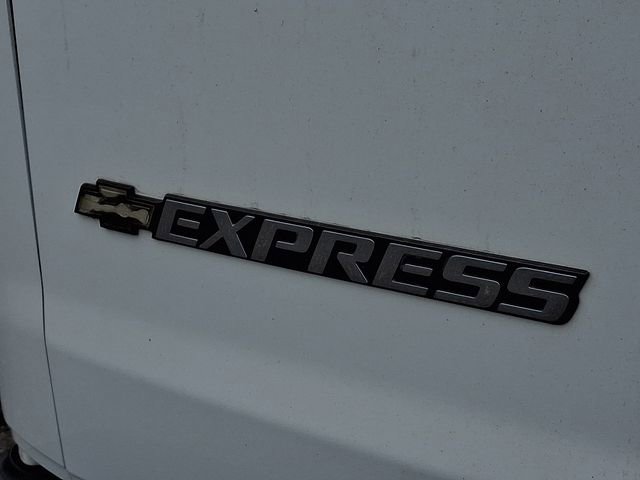 Used 2020 Chevrolet Express 2500 w/ Driver Convenience Package image 33
