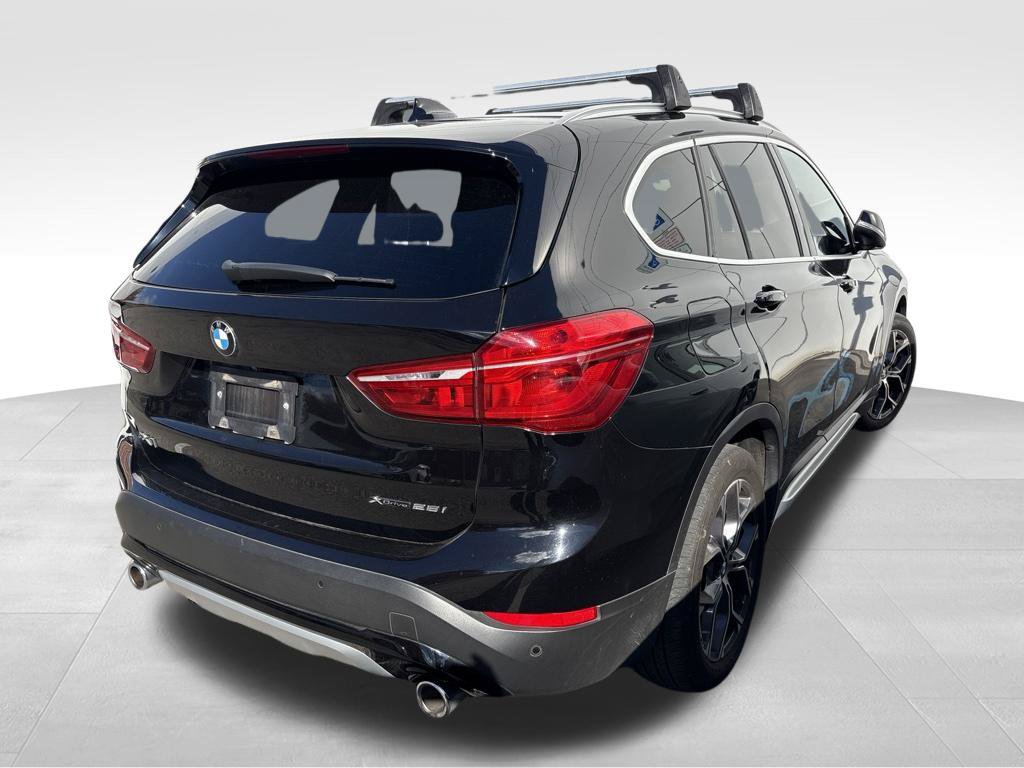 Used 2021 BMW X1 xDrive28i w/ Convenience Package AWD/4WD image 3
