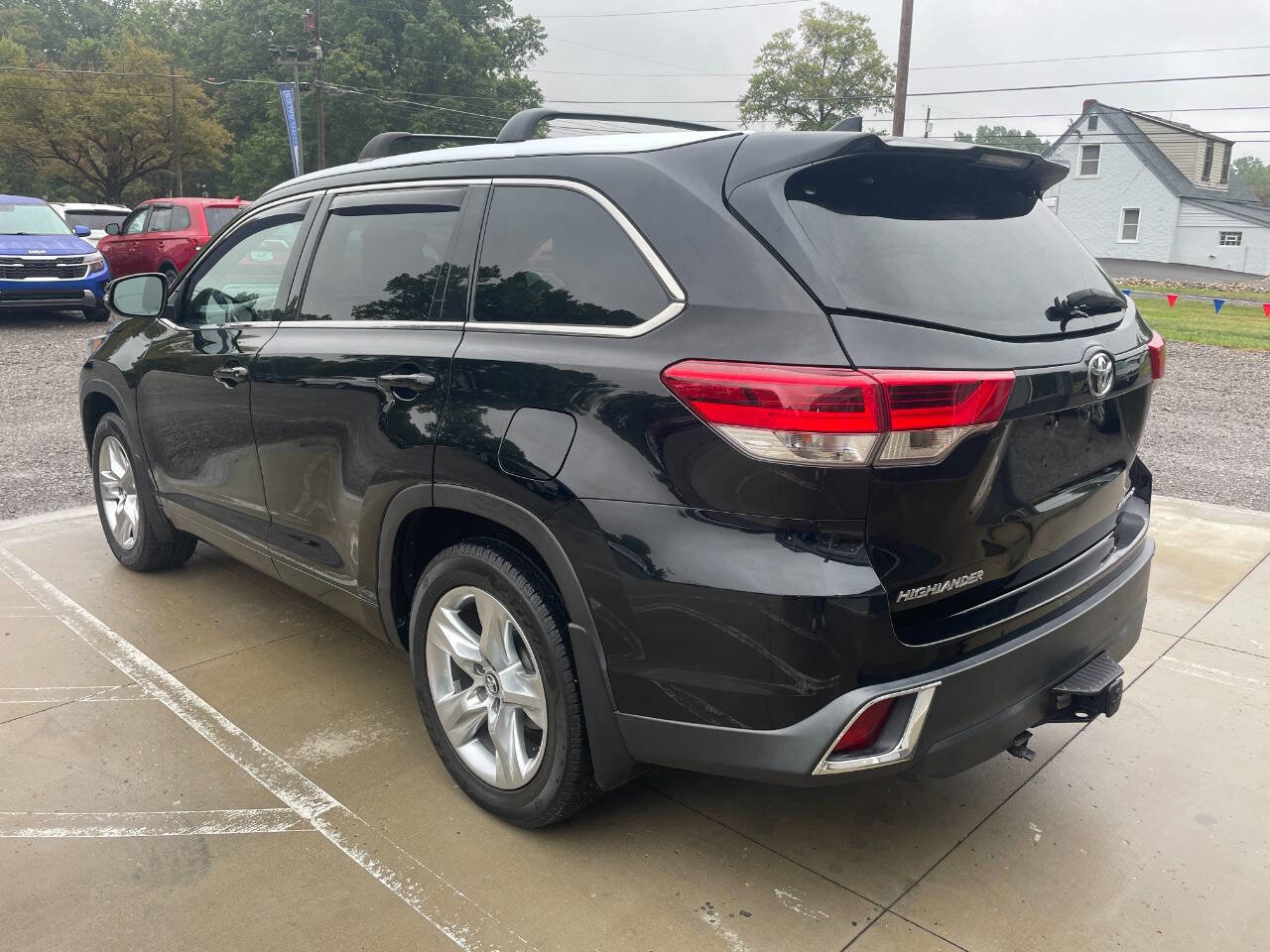 Used 2018 Toyota Highlander Limited image 8