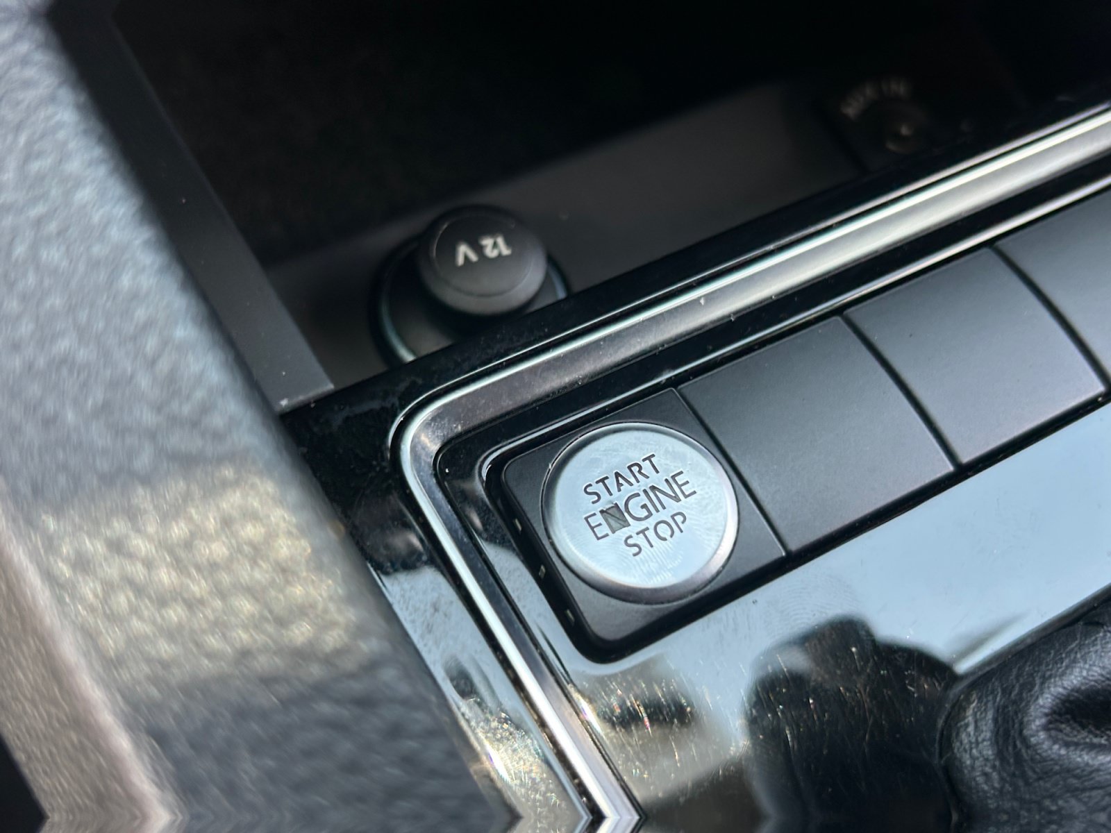 Used 2015 Volkswagen Jetta TDI SE FWD image 28