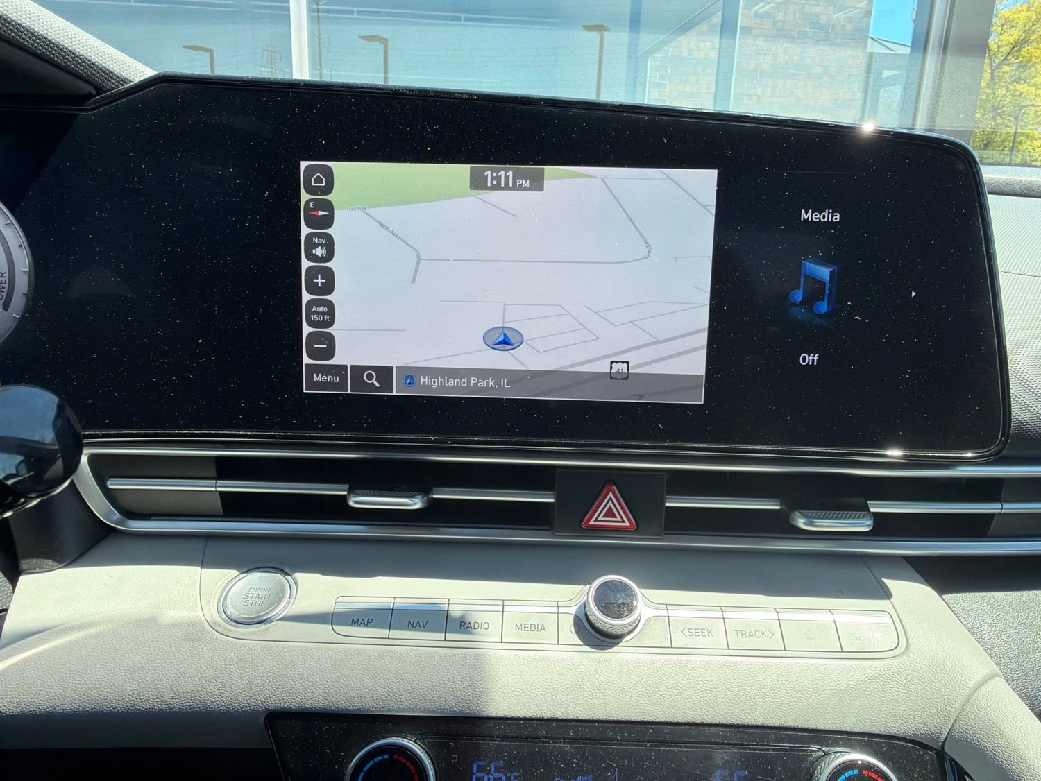 Used 2023 Hyundai Elantra Limited w/ Cargo Package FWD image 14