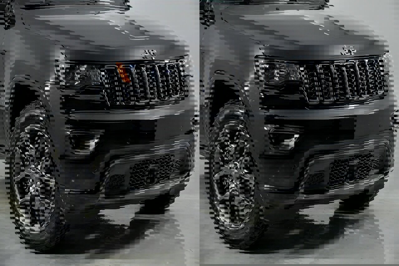 Used 2021 Jeep Grand Cherokee Limited w/ Quick Order Package 2GK 80th image 3