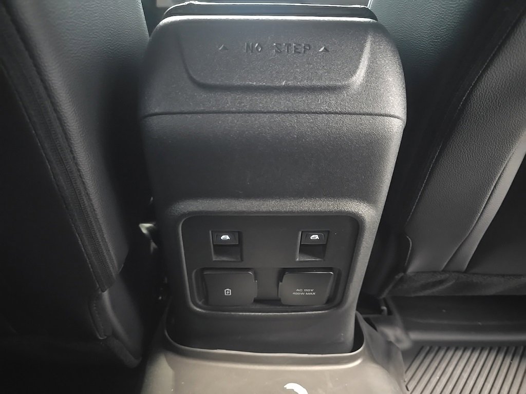 Used 2024 Ford Bronco Wildtrak image 25