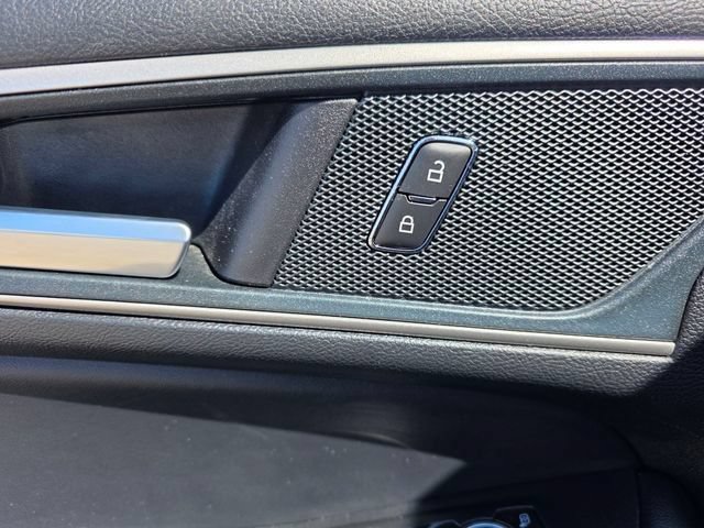 Used 2024 Ford Edge SEL w/ Convenience Package AWD/4WD image 12