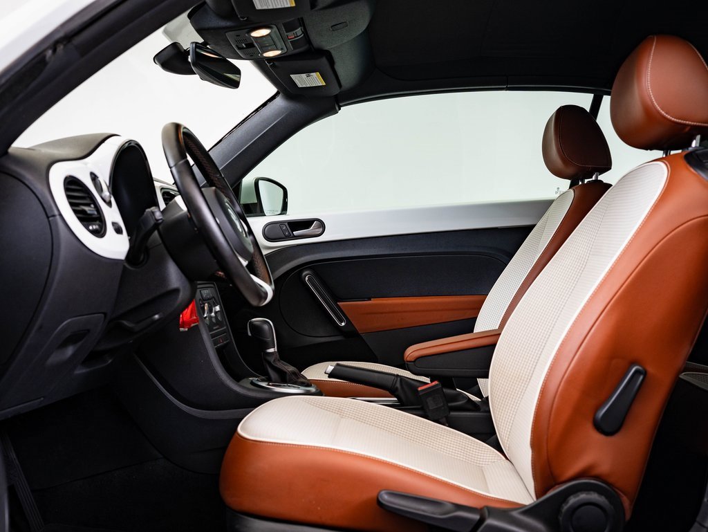 Used 2017 Volkswagen Beetle 1.8T S image 21