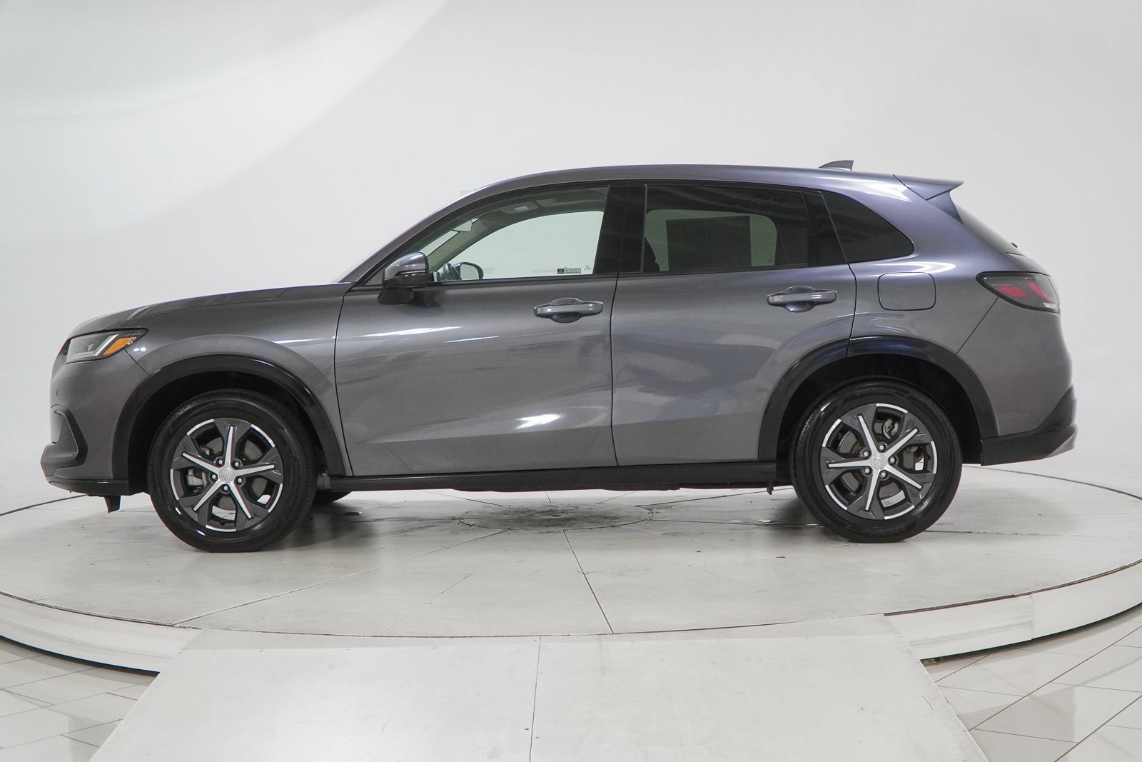 Certified 2024 Honda HR-V EX-L image 5