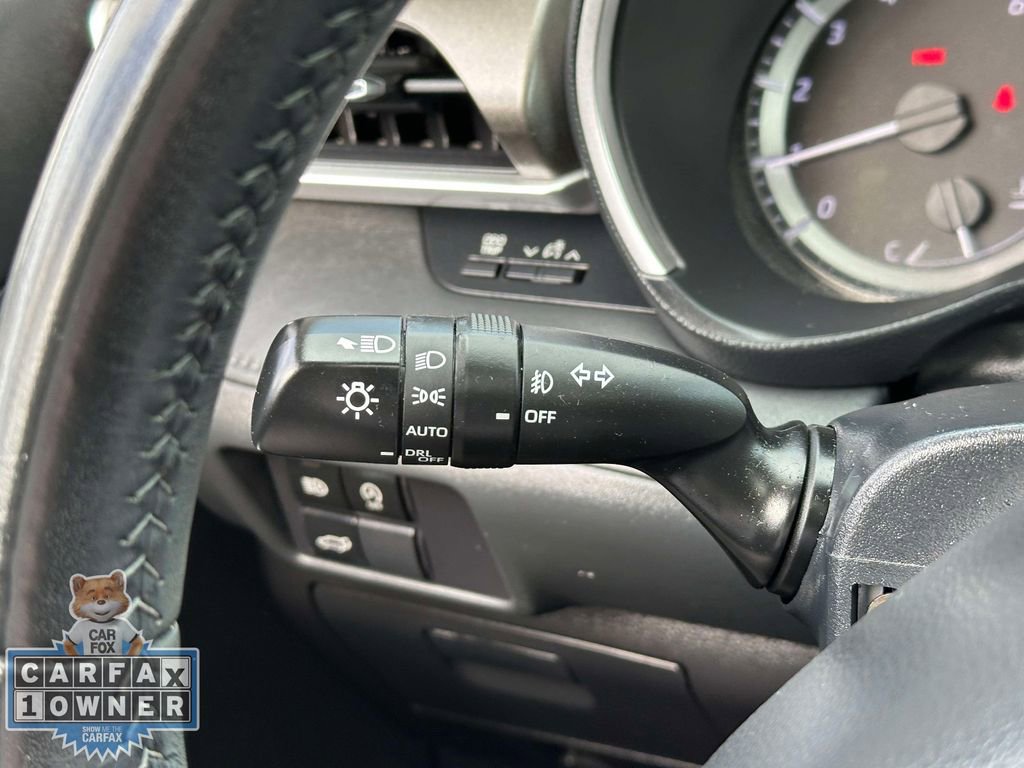 Used 2023 Toyota Highlander XLE image 24