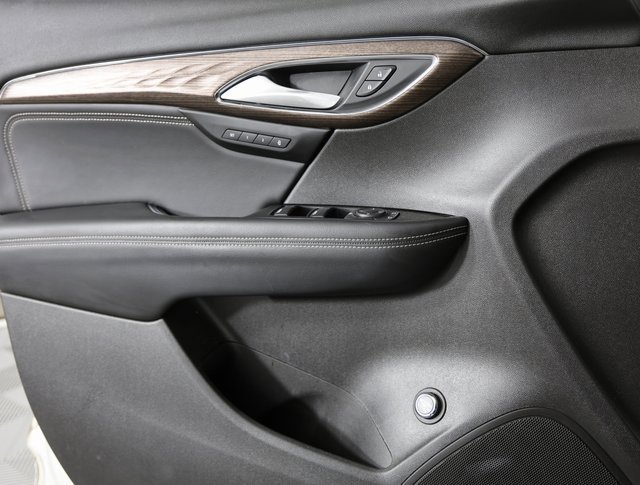 Used 2022 Buick Envision Avenir w/ Technology Package II image 19