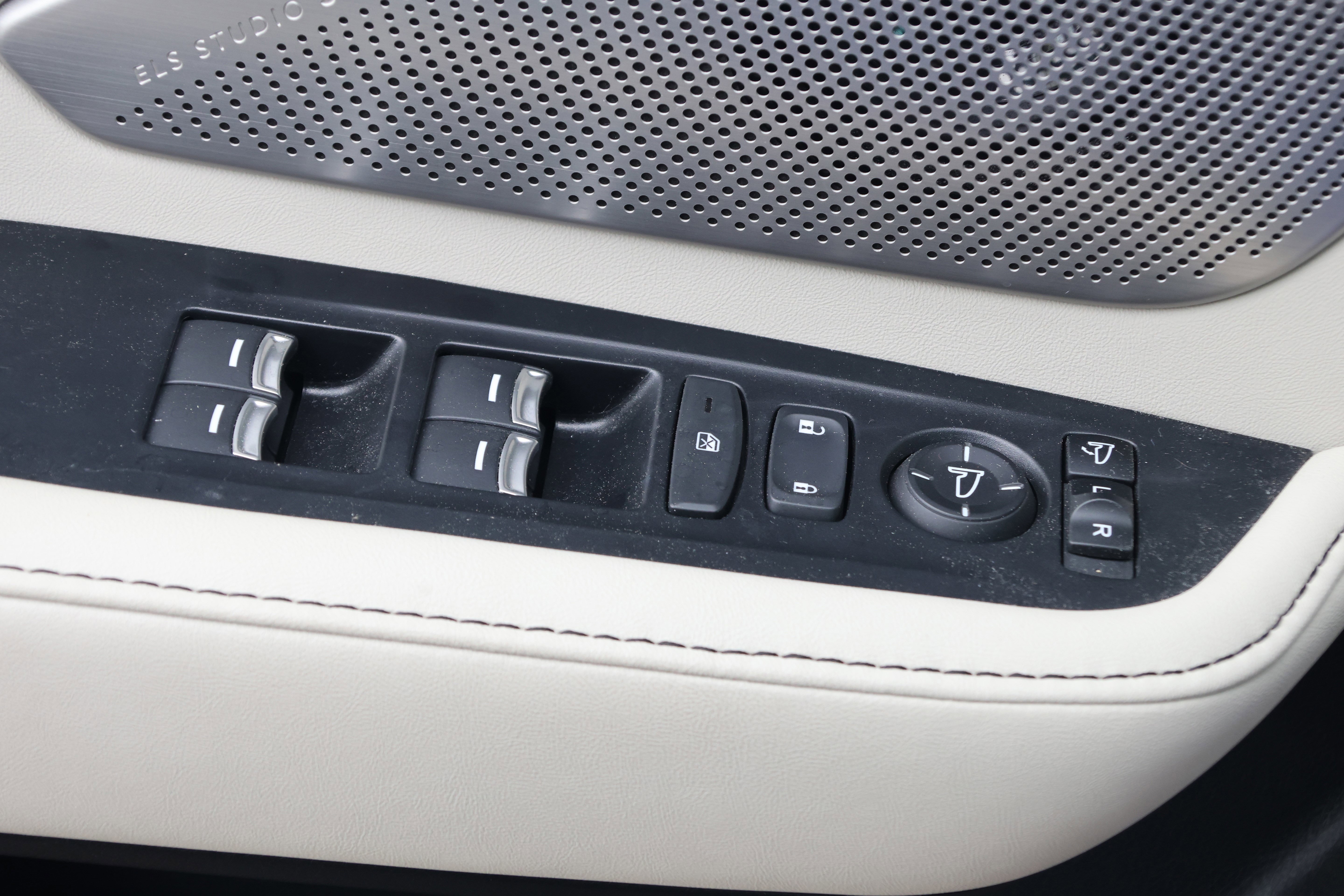 Certified 2025 Acura RDX A-Spec AWD/4WD image 15