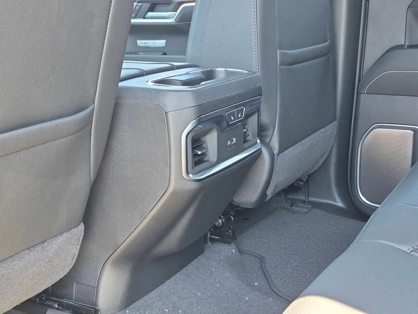 New 2026 GMC Sierra 1500 Denali AWD/4WD image 19