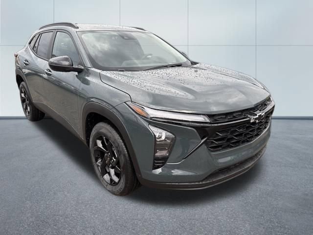 New 2026 Chevrolet Trax LT w/ Midnight Edition image 5