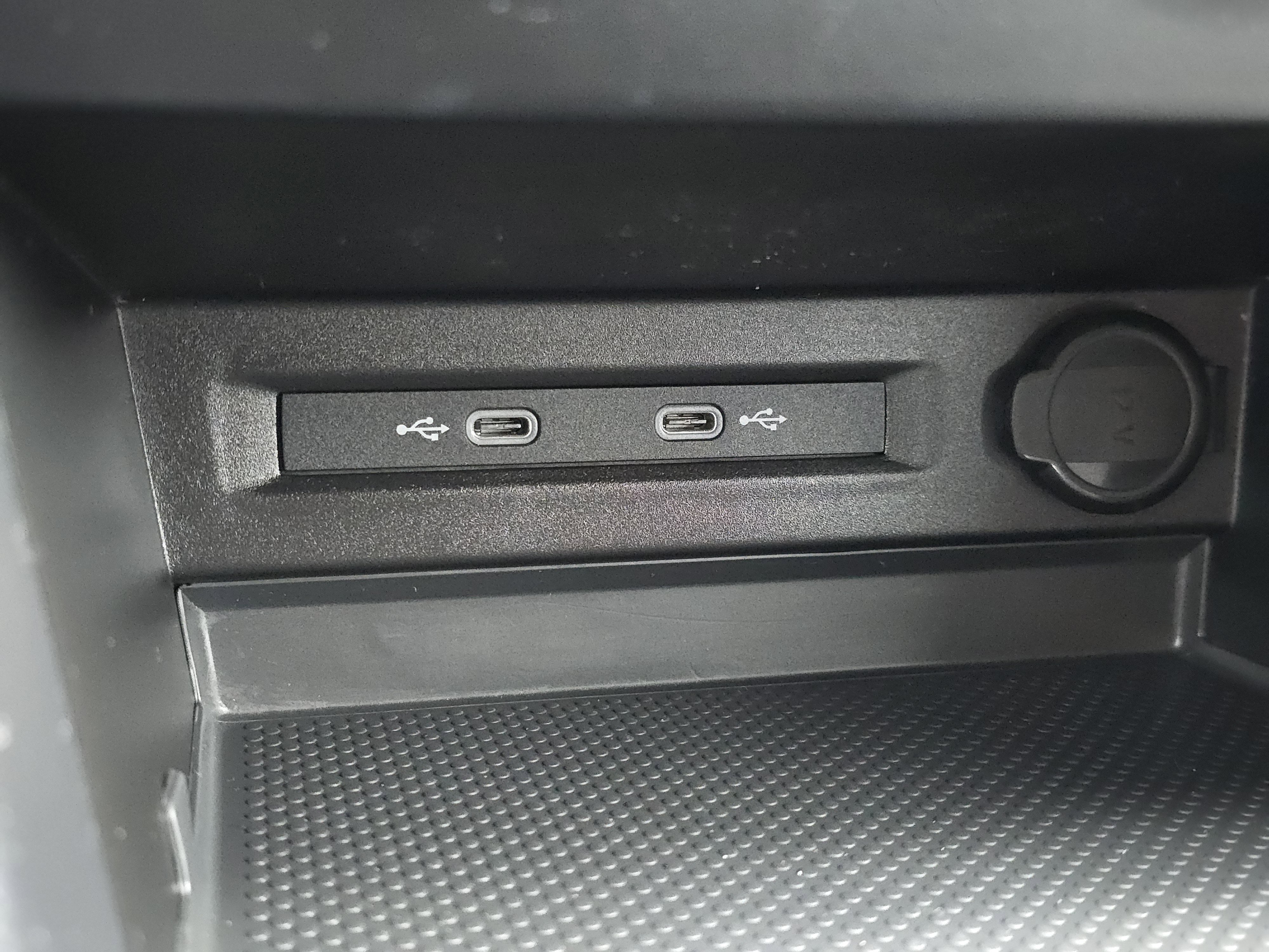 Certified 2022 Volkswagen Taos S image 25