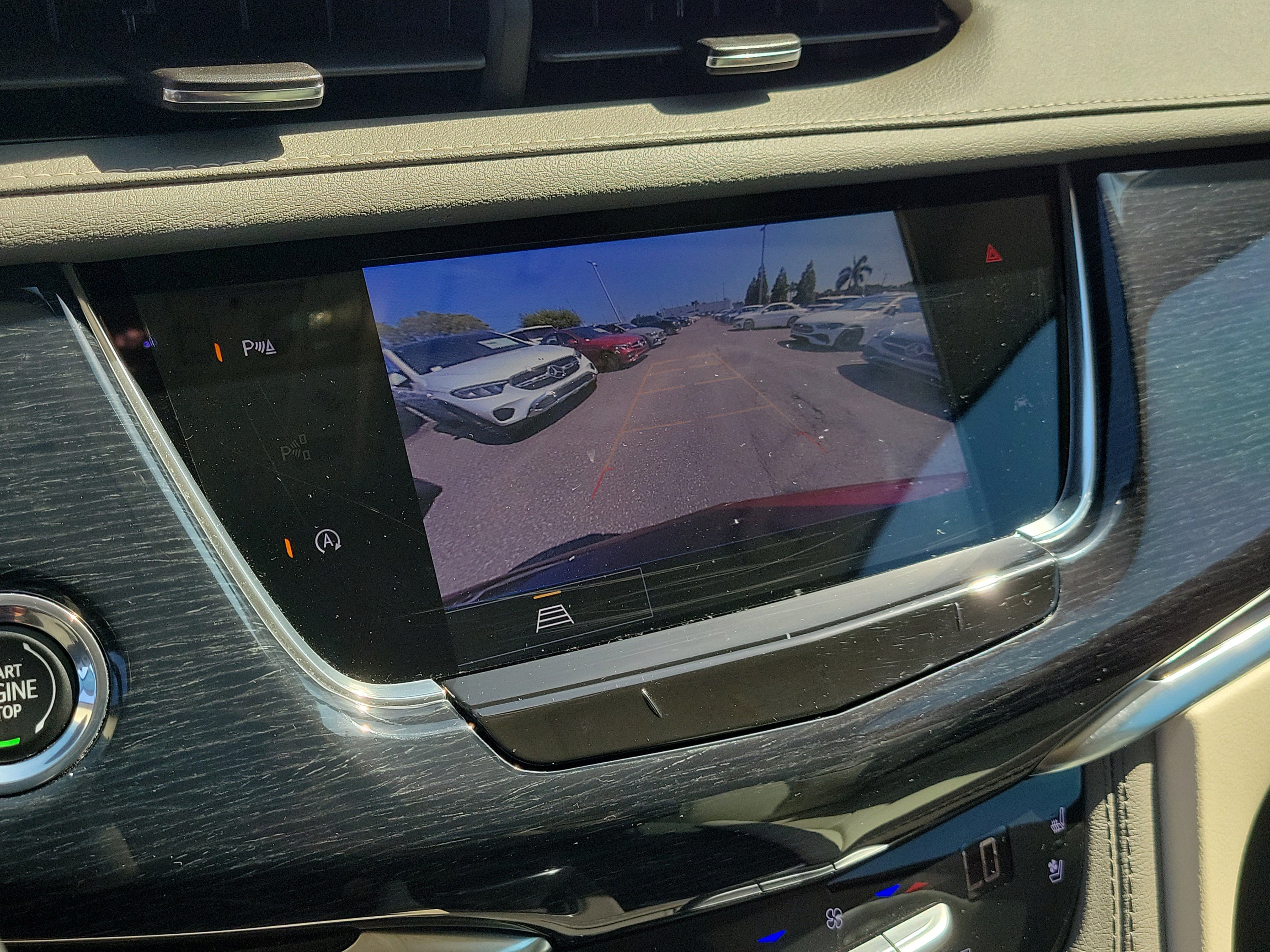 Used 2024 Cadillac XT6 Premium Luxury FWD image 26