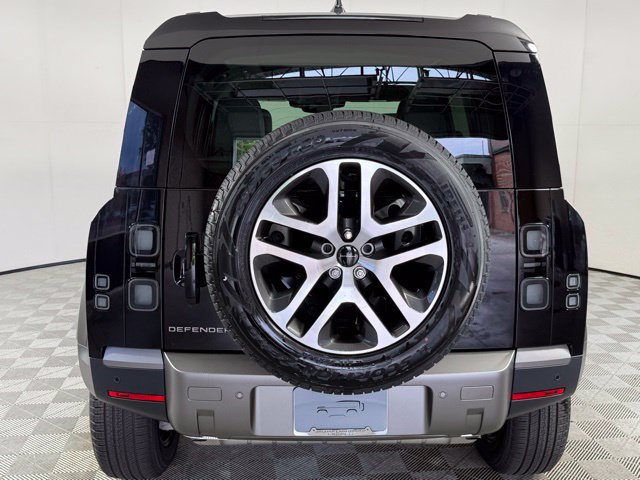 New 2026 Land Rover Defender 110 S AWD/4WD image 7