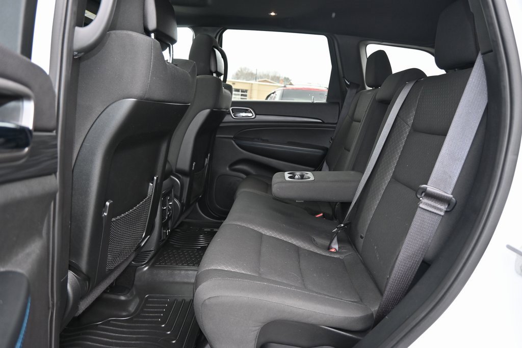 Used 2019 Jeep Grand Cherokee Laredo image 12