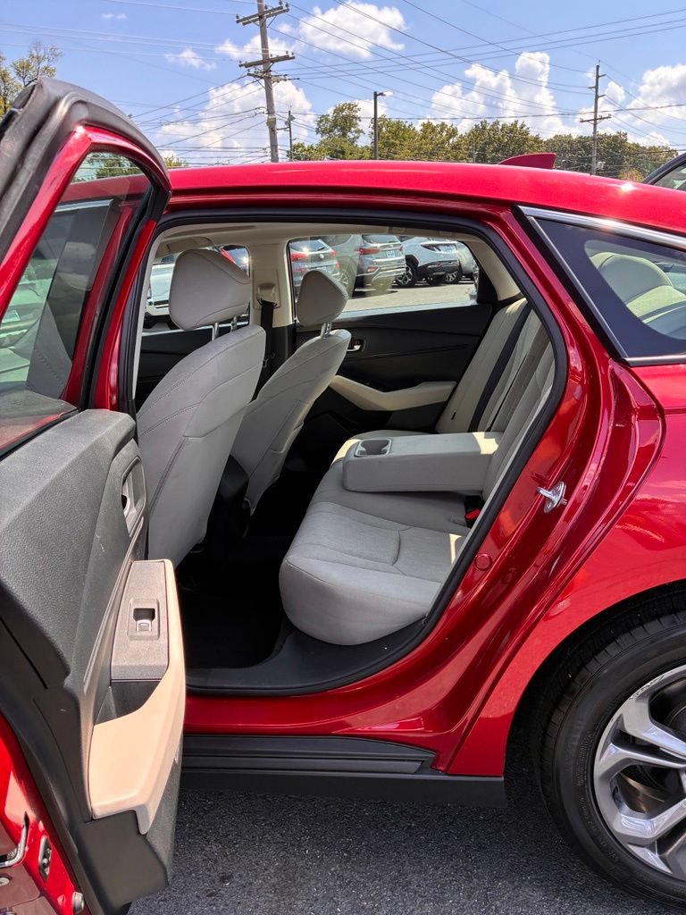 Used 2023 Honda Accord EX image 23