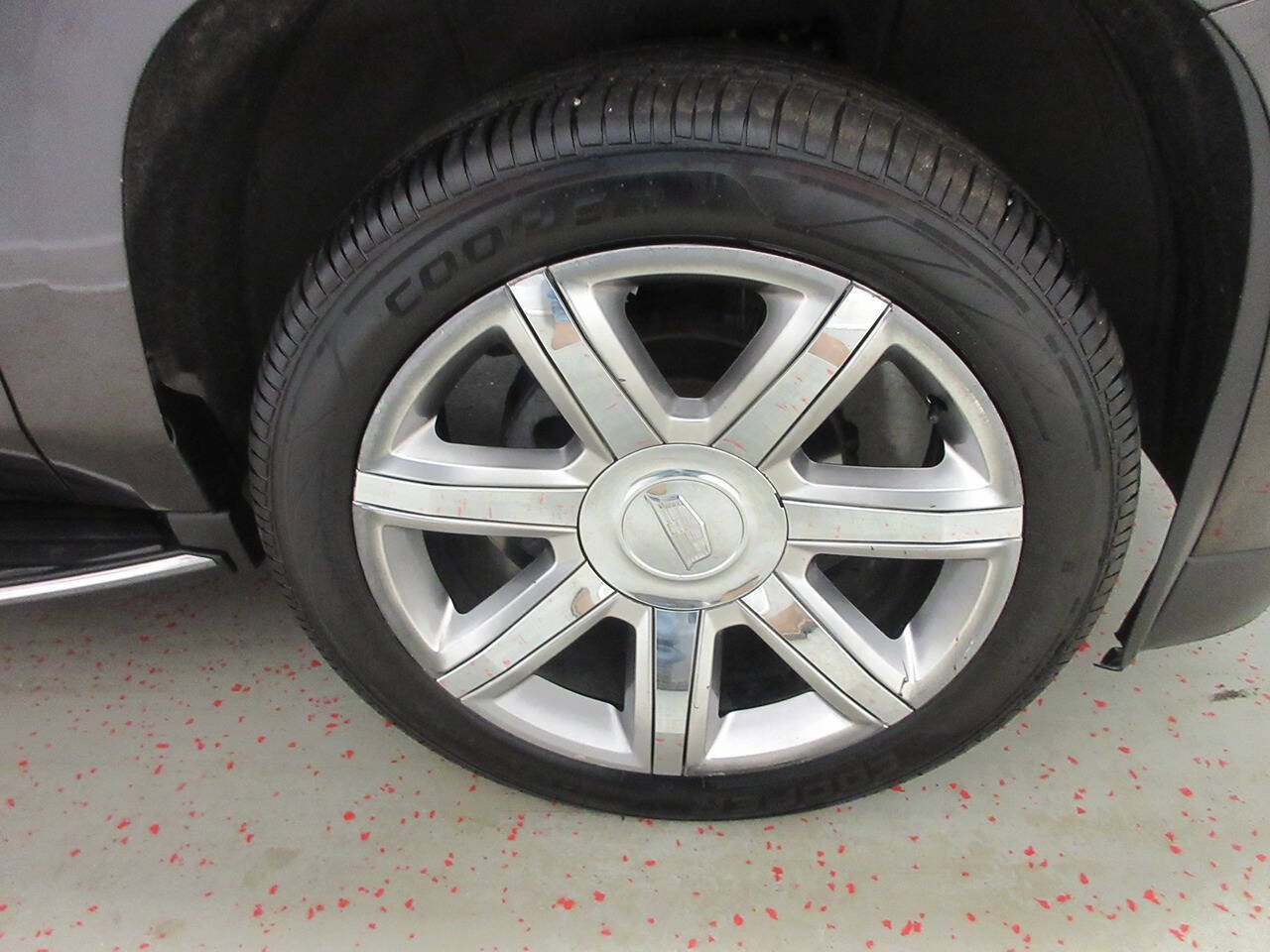 Used 2017 Cadillac Escalade Luxury AWD/4WD image 37