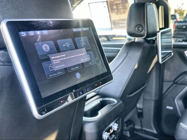 Used 2022 GMC Yukon SLT w/ SLT Luxury Package image 36