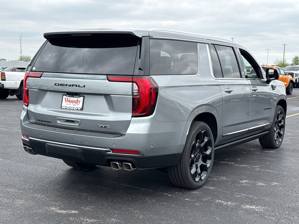 New 2026 GMC Yukon XL Denali Ultimate AWD/4WD image 9