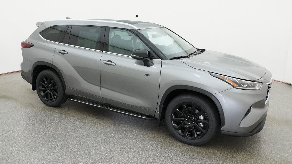 New 2026 Toyota Highlander Limited AWD/4WD image 15