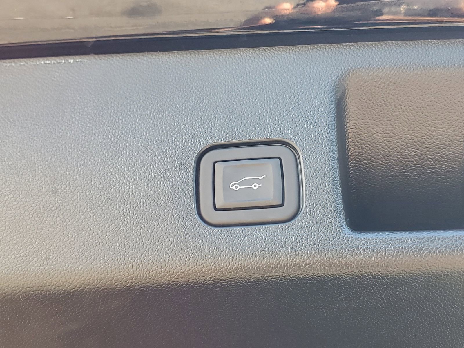 Used 2024 Chevrolet Equinox EV RS image 10