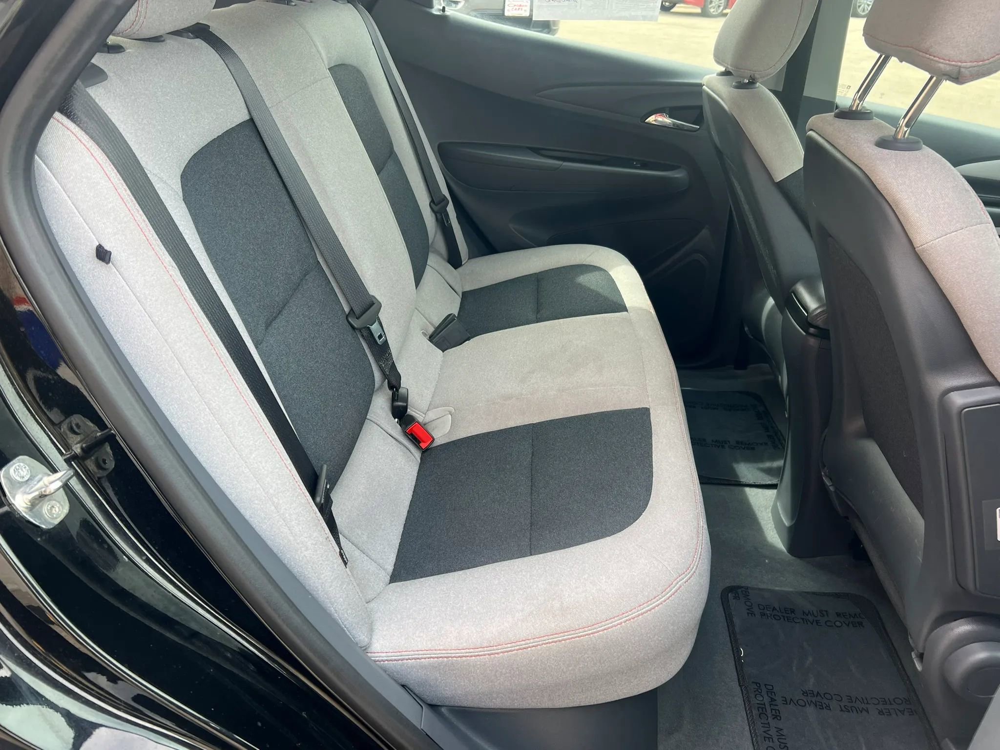 Used 2020 Chevrolet Bolt LT FWD image 7