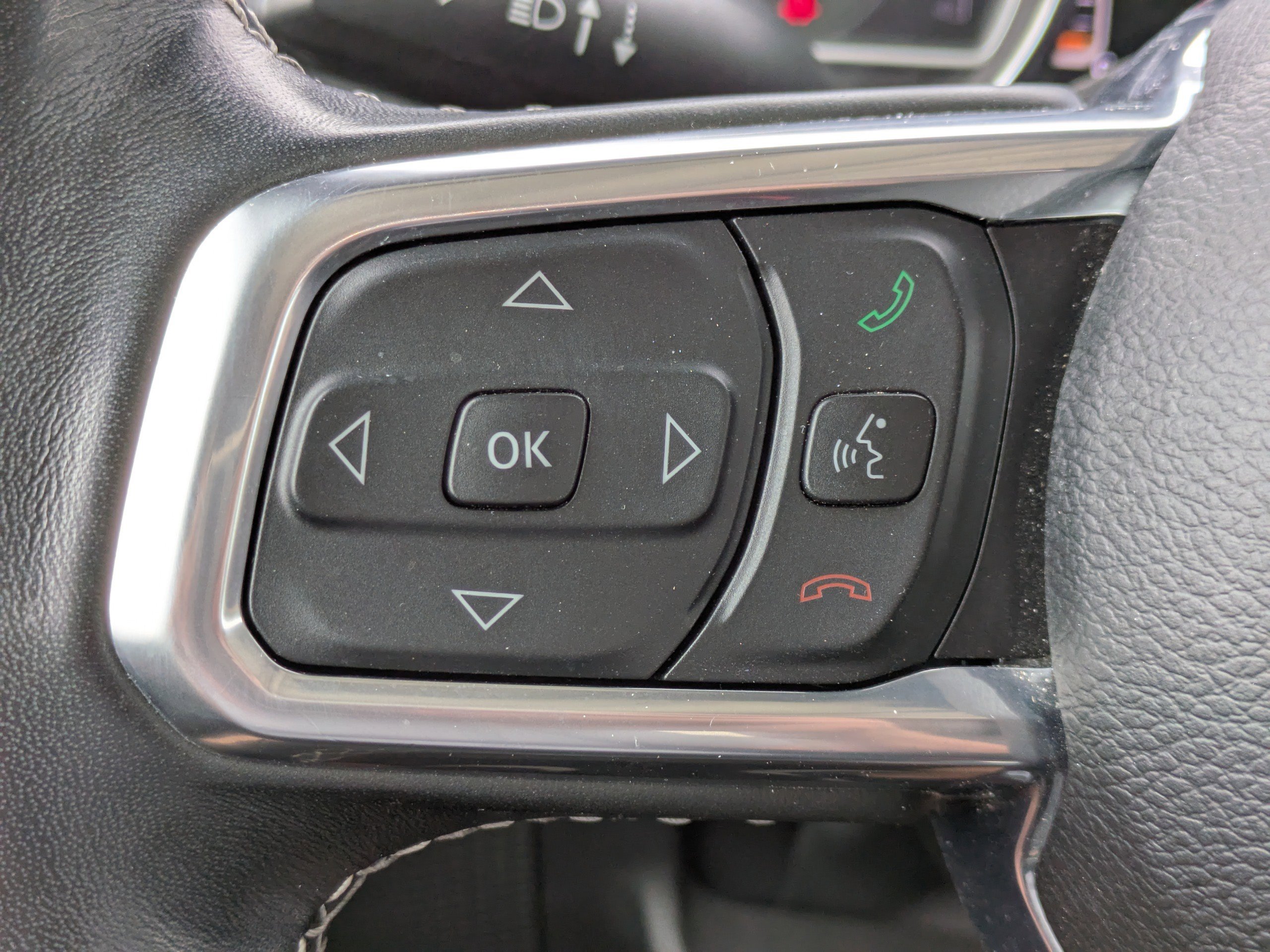 Certified 2022 Jeep Wrangler Unlimited Sahara w/ Dual Top Group image 20